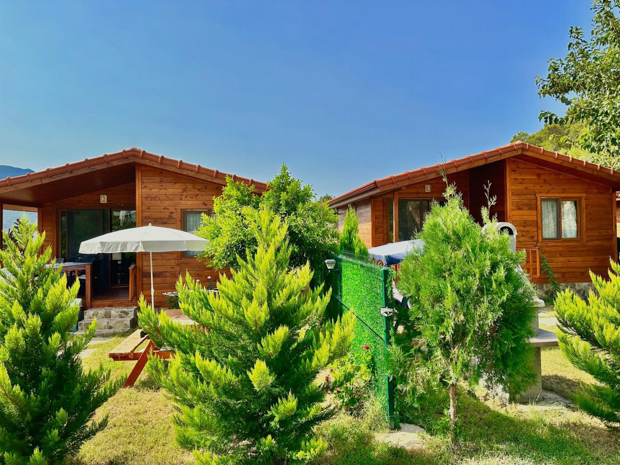 Hurmalik Apart Evleri-Very Close To The Sea Large Garden Bungalow With Barbecue And Swing Karaoz 外观 照片
